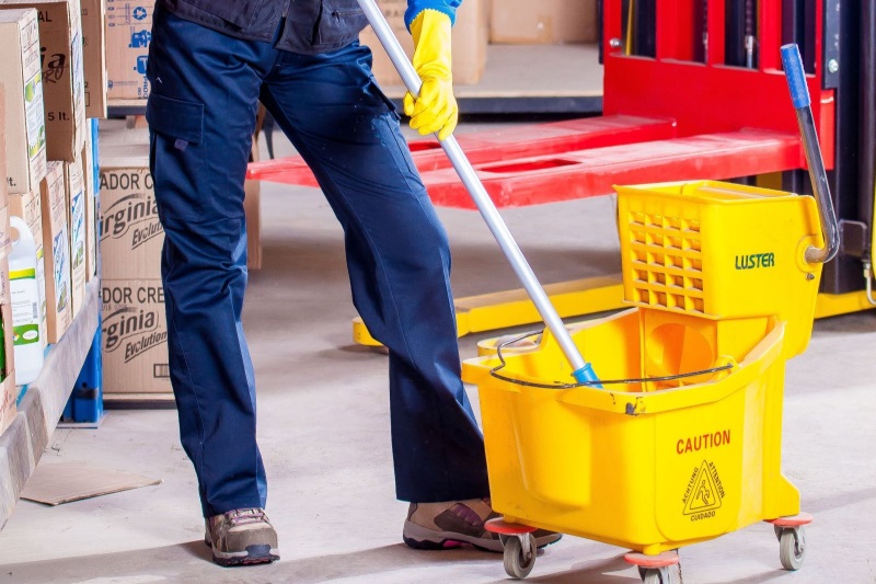 5 Ways A Commercial Cleaning Service Can Help Your Business