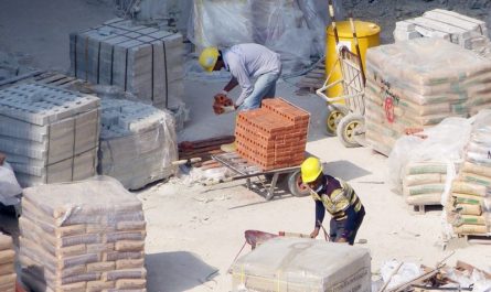Handling and Storage of Construction Materials