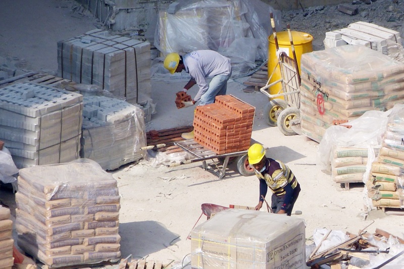 Handling and Storage of Construction Materials